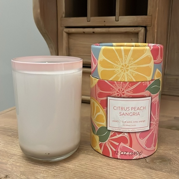 Citrus Peach Sangria Candle New 12 oz - Picture 1 of 7